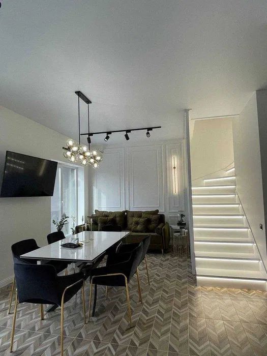 Продаж будинку. Київ. Київська область-9